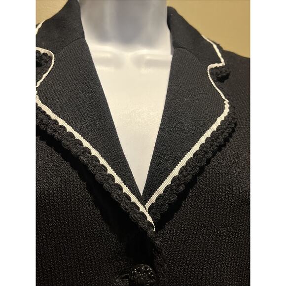 Vtg St John Santana Knit Black Jacket White Piping Crochet Hem Buttons Sz 2 - Picture 4 of 12